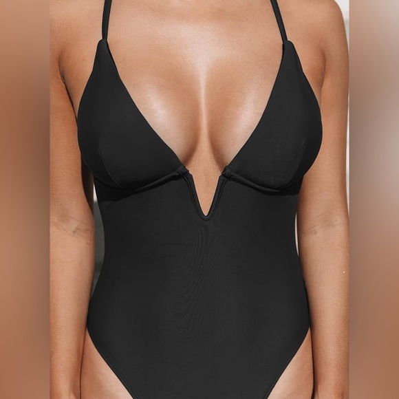 🌻 NWT Cupshe Deep V Neck Crisscross One Piece Swimsuit - Picture 4 of 4